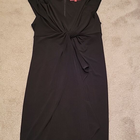 Catherine Malandrino black  bodycon dress w twist - Picture 10 of 13